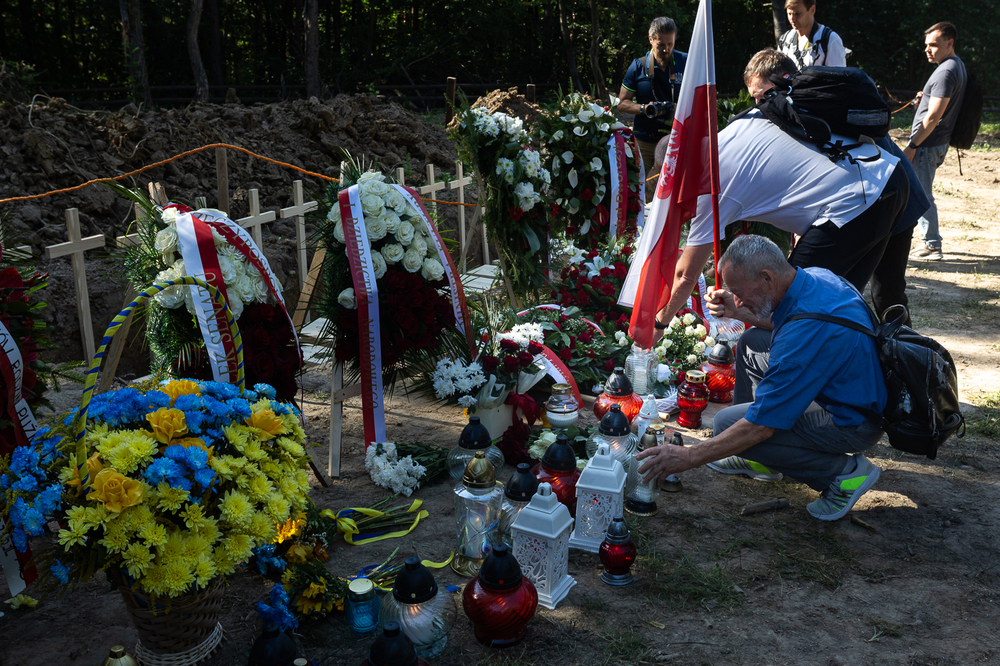 Pogrzeb ofiar Zbrodni Wołyńskiej – Puźniki (Ukraina), 6 września 2025. Fot. Sławek Kasper (IPN)