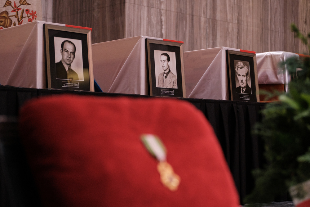 W Pradze upamiętniono funkcjonariuszy czechosłowackiej Straży Obrony Państwa, odnalezionych przez IPN, Fot. Czeskie Ministerstwo Obrony