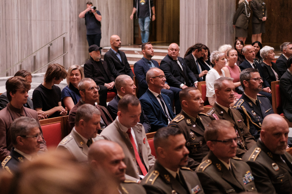 W Pradze upamiętniono funkcjonariuszy czechosłowackiej Straży Obrony Państwa, odnalezionych przez IPN, Fot. Czeskie Ministerstwo Obrony