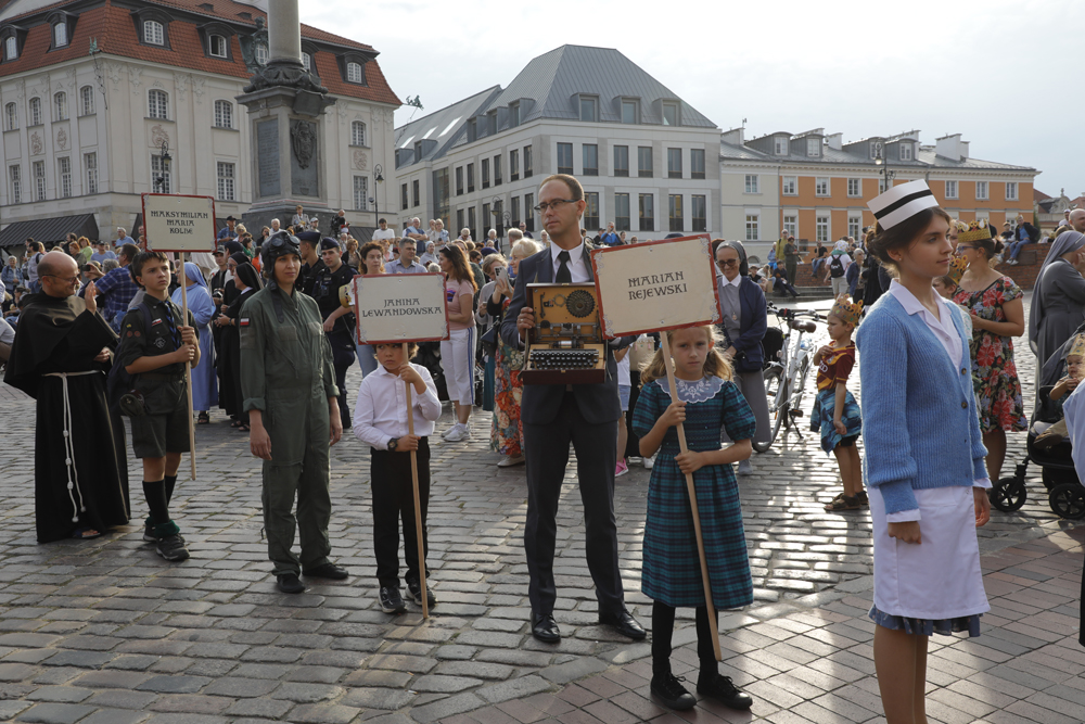 Ulicami Warszawy przeszedł V Orszak Dziejów. Fot. Piotr Życieński (IPN)