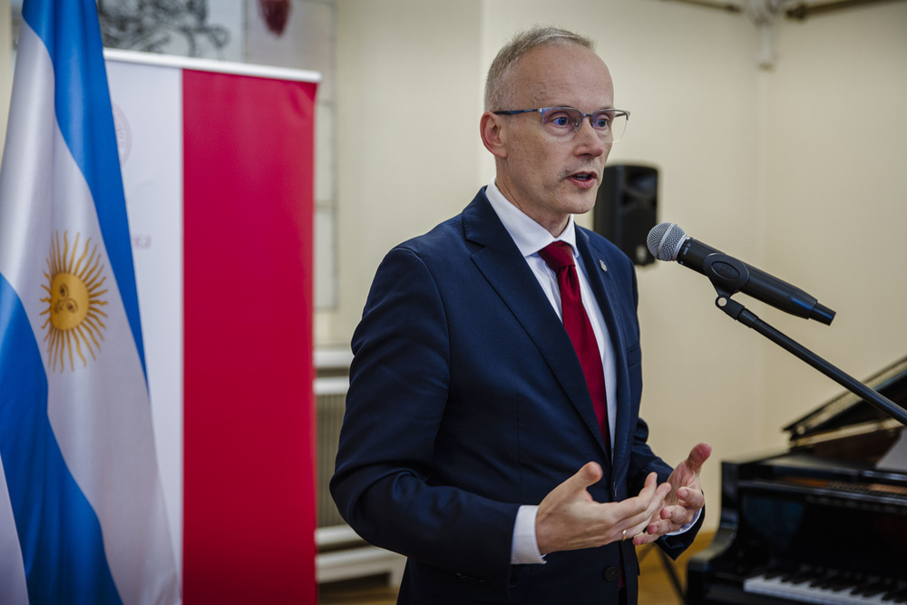 „Droga i dziedzictwo. Dzieje rodziny Moszoro / Camino y Legado. Historia de la Familia Moszoro” – wystawa Archiwum IPN w Zakładzie Narodowym im. Ossolińskich we Wrocławiu – 16 września 2025. Na zdj. dr Łukasz Kamiński. Fot. A.Ligęcka (IPN Wrocław)