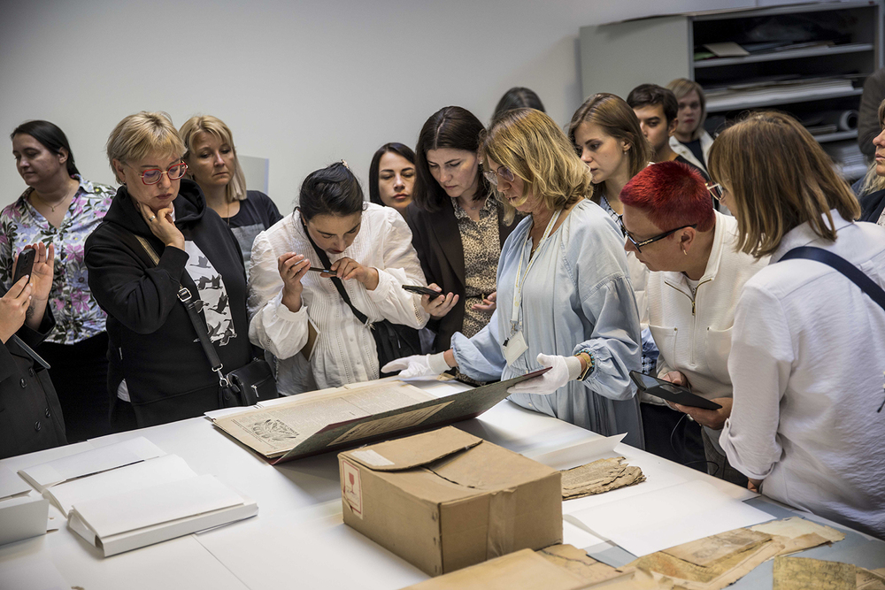 Digitalizacja, cyfrowe przechowywanie i reagowanie w sytuacjach kryzysowych w odniesieniu do zagrożonych zbiorów archiwalnych – Warszawa, 16–19 września 2025. Fot. IPN