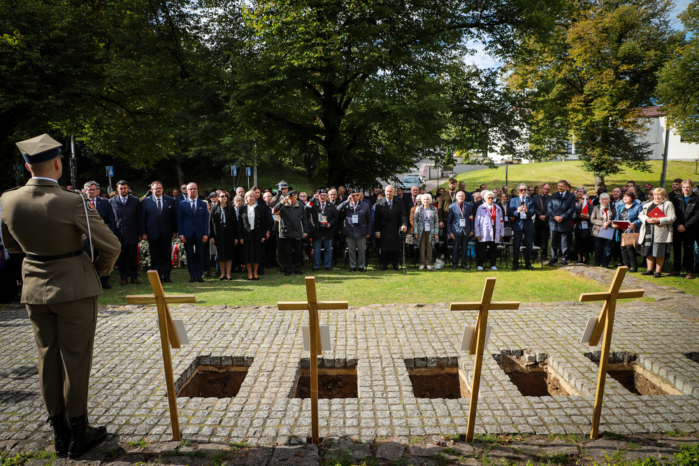 Uroczystości pogrzebowe Edwarda Borkowskiego oraz pięciu żołnierzy Armii Krajowej z oddziału Sergiusza Zyndrama-Kościałkowskiego ps. „Fakir”– Wilno, 23 września 2025. Fot. Paula Prudziłowicz (IPN)