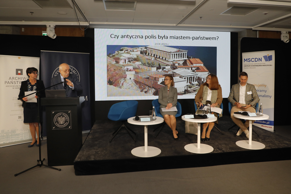 IX Ogólnopolska Konferencja Archiwistów i Historyków „Educare necesse est… – Od polis do megalopolis. Miasto i jego mieszkańcy w dokumencie, historiografii i dydaktyce od starożytności do końca XX w.” – Warszawa, 23 września 2025. Fot. Piotr Życieński (IPN)