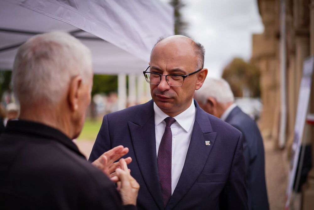 Uroczystość odsłonięcia pomnika polskich uchodźców w Oudtshoorn (RPA) – 24 września 2025. Fot. Mateusz Niegowski (IPN)