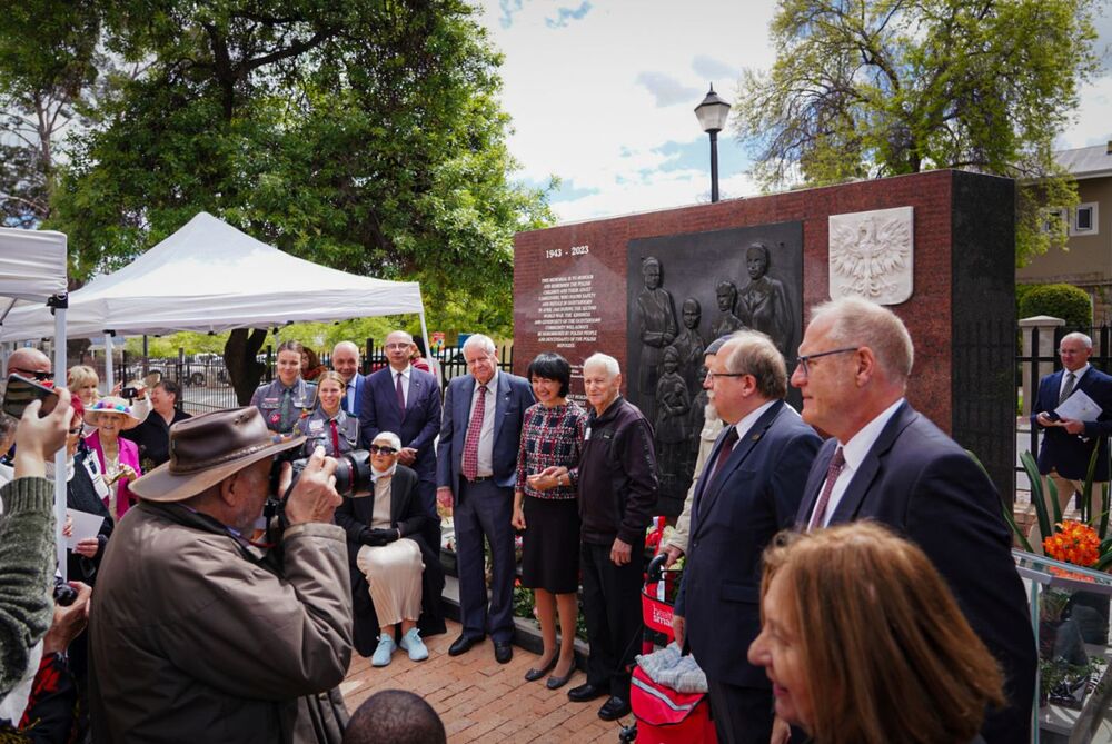 Uroczystość odsłonięcia pomnika polskich uchodźców w Oudtshoorn (RPA) – 24 września 2025. Fot. Mateusz Niegowski (IPN)