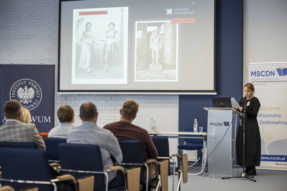 IX Ogólnopolska Konferencja Archiwistów i Historyków „Educare necesse est… – Od polis do megalopolis. Miasto i jego mieszkańcy w dokumencie, historiografii i dydaktyce od starożytności do końca XX w.” – Warszawa, 24 września 2025. Fot. Katarzyna Adamów (IPN)