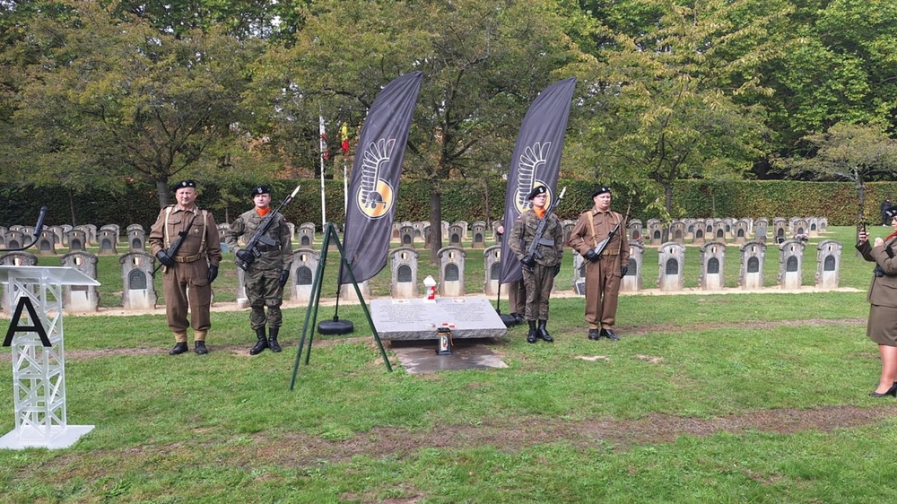 81. rocznica wyzwolenia Flandrii z udziałem 1. Polskiej Dywizji Pancernej – uroczystości w Antwerpii – 27 września 2025. Fot. Sławomir Bardski (IPN)