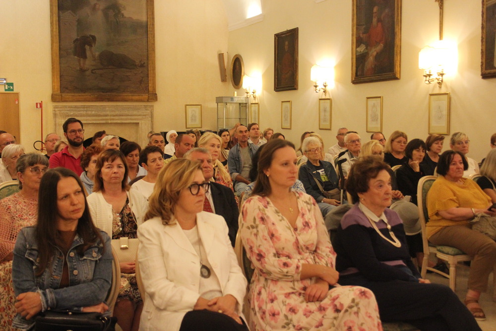 Debata na temat powstania i roli NSZZ „Solidarność” – Rzym, 28 września 2025. Fot. Natalia Pieśniewska, Kościół i Hospicjum św. Stanisława BM w Rzymie
