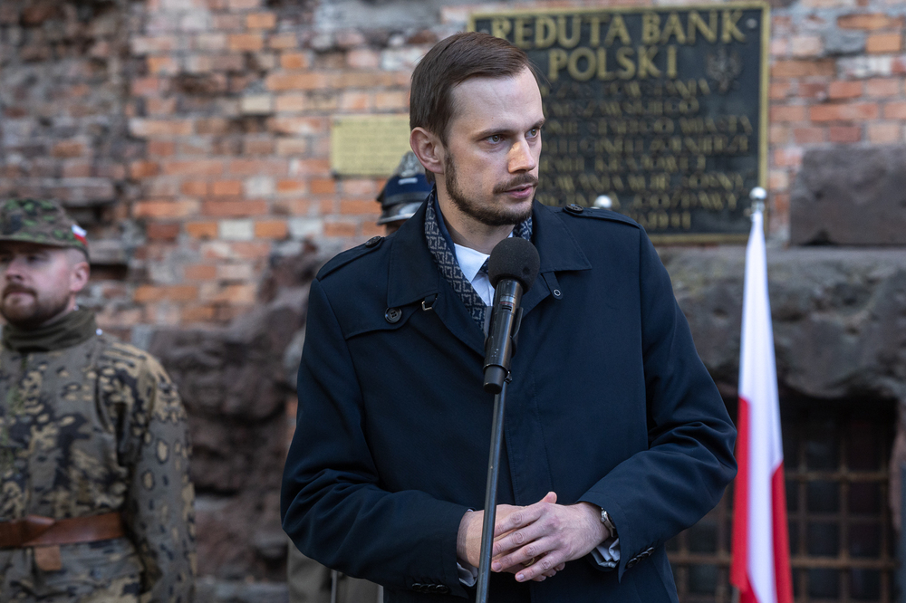 81. rocznica zakończenia walk powstańczych w Warszawie w ramach Akcji „Burza” – Warszawa, 1 października 2025. Na zdj. zastępca dyrektora Biura Prezesa Adam Stefan Lewandowski. Fot. Sławek Kasper (IPN)