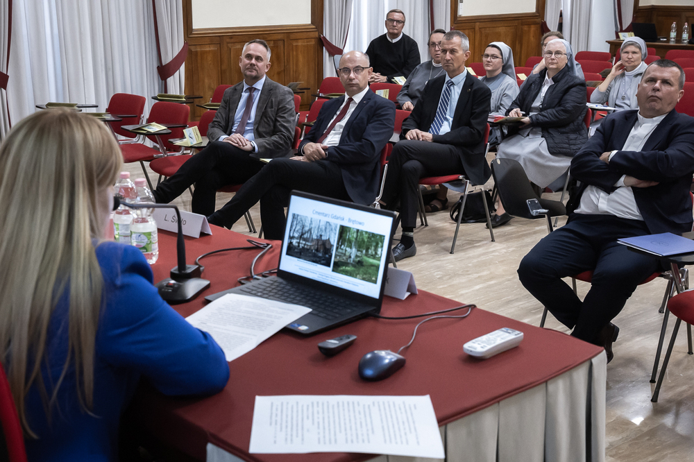 Konferencja naukowa „Beatyfikacja męczenniczek II wojny światowej, siostry Krzysztofy Klomfass i XIV Towarzyszek. Perspektywa historyczna, prawna i teologiczna” – Rzym, 9 października 2025. Fot. Sławek Kasper (IPN)