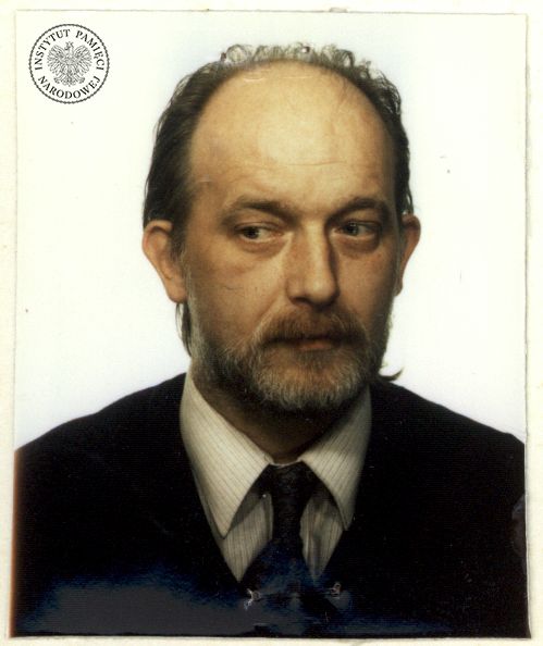 Zdjęcie z akt paszportowych. Na zdj. Mirosław Chojecki. Źródło AIPN