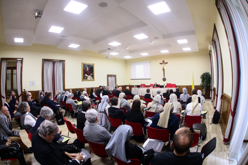 Konferencja naukowa „Beatyfikacja męczenniczek II wojny światowej, siostry Krzysztofy Klomfass i XIV Towarzyszek. Perspektywa historyczna, prawna i teologiczna” – Rzym, 10 października 2025. Fot. Sławek Kasper (IPN)