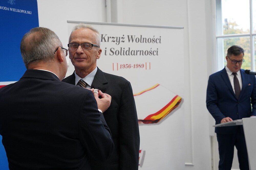 Uroczystość wręczenia Krzyży Wolności i Solidarności – Poznań, 13 października 2025. Fot. Bartosz Kochański (IPN)