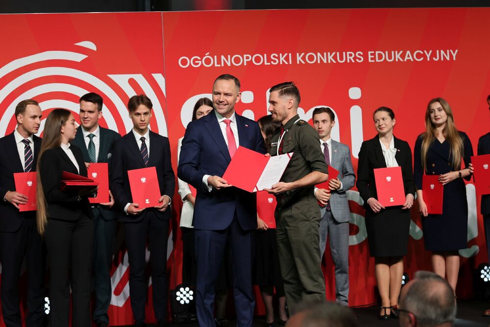 Debata młodzieży z Prezydentem RP Karolem Nawrockim podczas Kongresu Przyszłości Narodowej – Łódź, 16 października 2025. Fot. Rafał Pękalski (IPN)