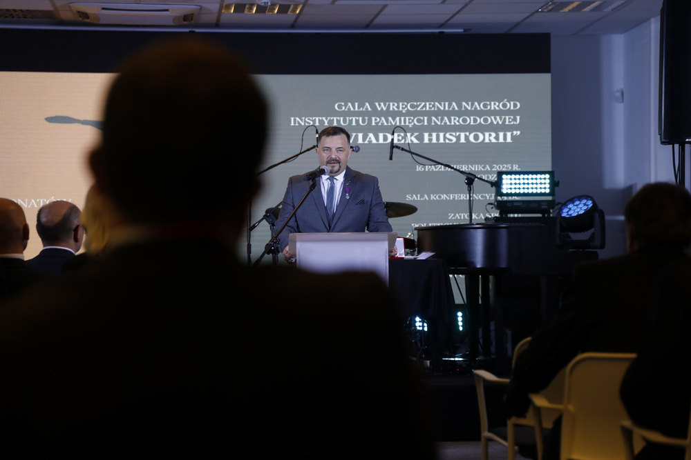 Gala wręczenia nagród „Świadek Historii” – Łódź, 16 października 2025. Na zdj. Karol Piskorski, dyrektor łódzkiego oddziału IPN. Fot. Krzysztof Kapłon (IPN)