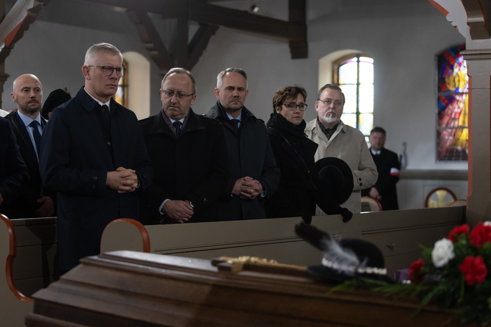 Uroczystości pogrzebowe Andrzeja Kołakowskiego – Szymbark, 25 października 2025. Fot. Roman Jocher
