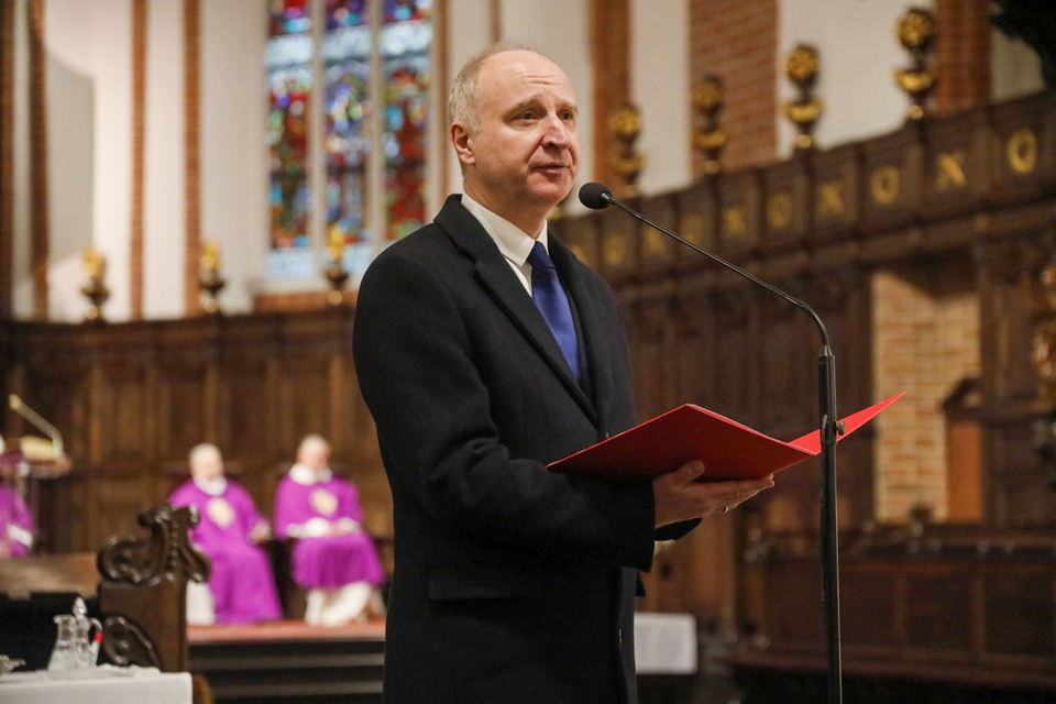 Pożegnaliśmy Mirosława Chojeckiego, działacza opozycji antykomunistycznej w PRL. Na zdj. minister Wojciech Kolarski – Warszawa, 28 października 2025. Fot. Krzysztof Kapłon (IPN)