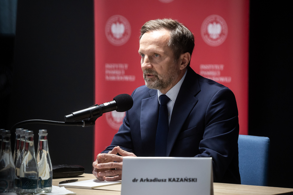 Przesłuchanie kandydatów na stanowisko Prezesa Instytutu Pamięci Narodowej. Na zdj. dr Arkadiusz Kazański – 28 października 2025. Fot. Sławek Kasper (IPN)