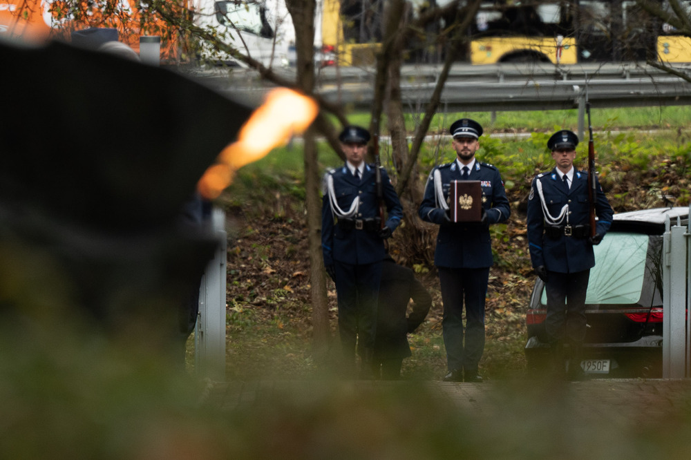 Państwowy pogrzeb Nieznanego Policjanta II Rzeczypospolitej – Ofiary Zbrodni Katyńskiej – Katowice, 30 października 2025. Fot. Krzysztof Łojko (IPN)