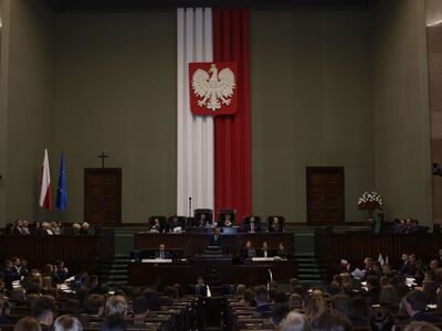 Obrady XXIII Sesji Sejmu Dzieci i Młodzieży, przemawia prezes IPN dr Jarosław Szarek