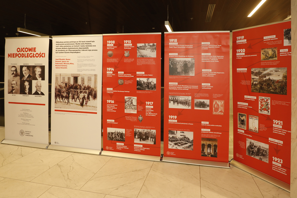 Wystawa „Ojcowie niepodległości” w Centralnym Przystanku Historia w Warszawie. Fot. Piotr Życieński (IPN)