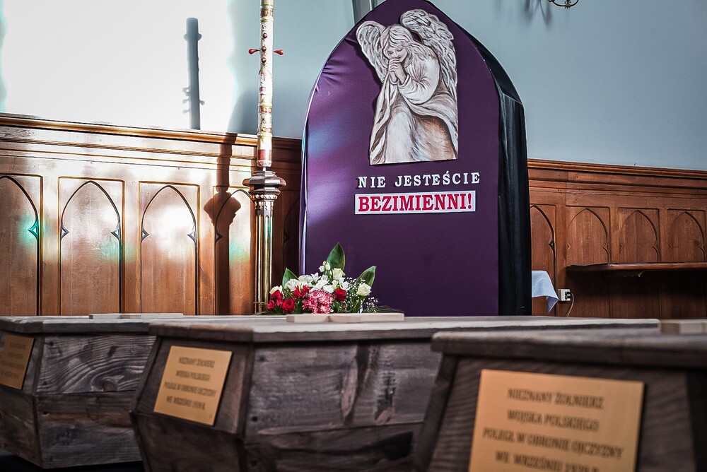 Pogrzeb żołnierzy Wojska Polskiego w Mościskach – 14 listopada 2025. Fot. Mateusz Niegowski (IPN)