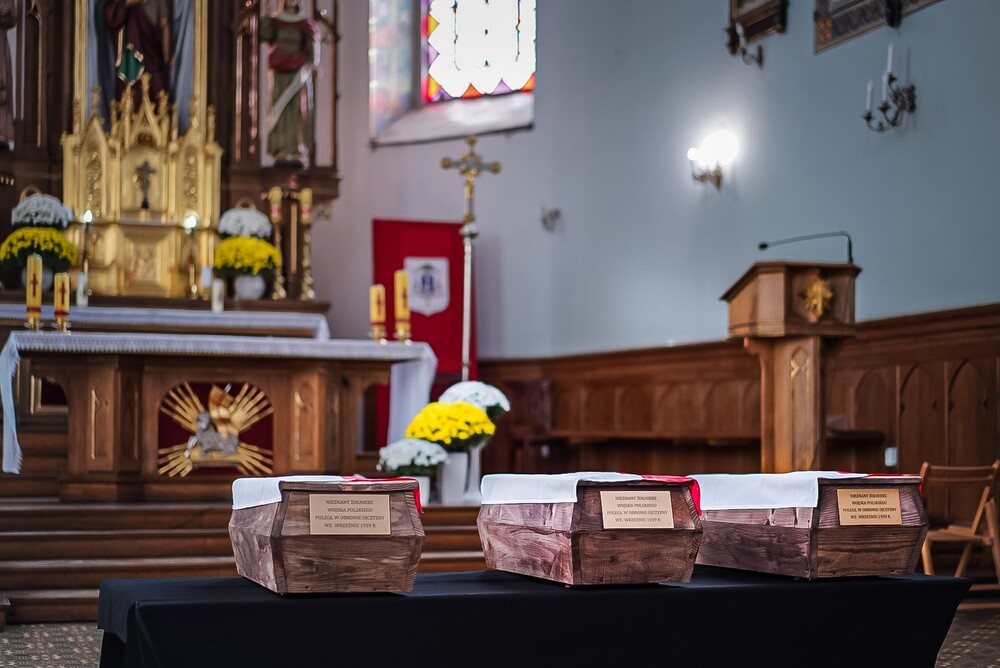 Pogrzeb żołnierzy Wojska Polskiego w Mościskach – 14 listopada 2025. Fot. Mateusz Niegowski (IPN)