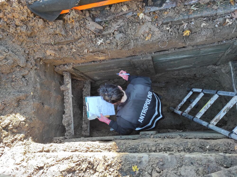 Prace poszukiwawcze na terenie cmentarza św. Wojciecha w Łodzi – 3-6 listopada 2025. Fot. IPN