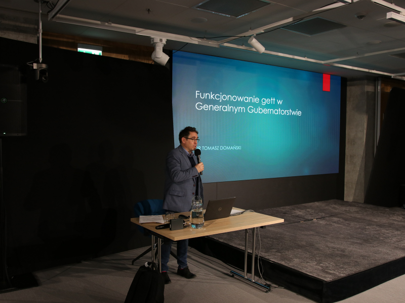 „Getto warszawskie 1940–1943 – historia znana i nieznana” – warsztaty doskonalące dla nauczycieli i edukatorów. Na zdj. dr Tomasz Domański – Warszawa, 22 listopada 2025. Fot. Agnieszka Szajewska (IPN)