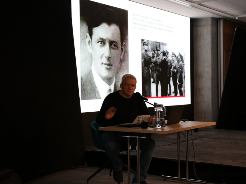 „Getto warszawskie 1940–1943 – historia znana i nieznana” – warsztaty doskonalące dla nauczycieli i edukatorów. Na zdj. Tomasz Stempowski – Warszawa, 22 listopada 2025. Fot. Agnieszka Szajewska (IPN)