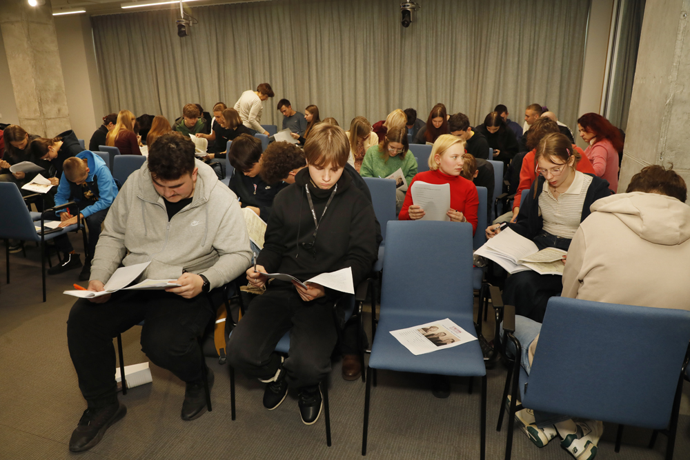 Spotkanie „Czego szukamy w archiwach?” w ramach IX edycji projektu „Łączka i inne miejsca poszukiwań” – Warszawa, 24 listopada 2025. Fot. Piotr Życieński (IPN)