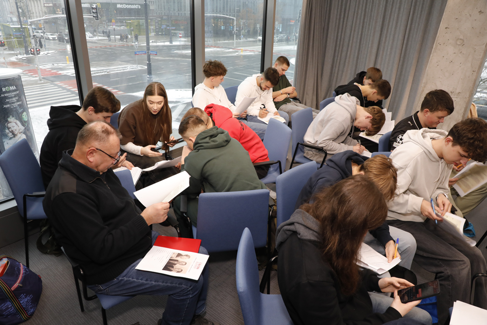 Spotkanie „Czego szukamy w archiwach?” w ramach IX edycji projektu „Łączka i inne miejsca poszukiwań” – Warszawa, 24 listopada 2025. Fot. Piotr Życieński (IPN)