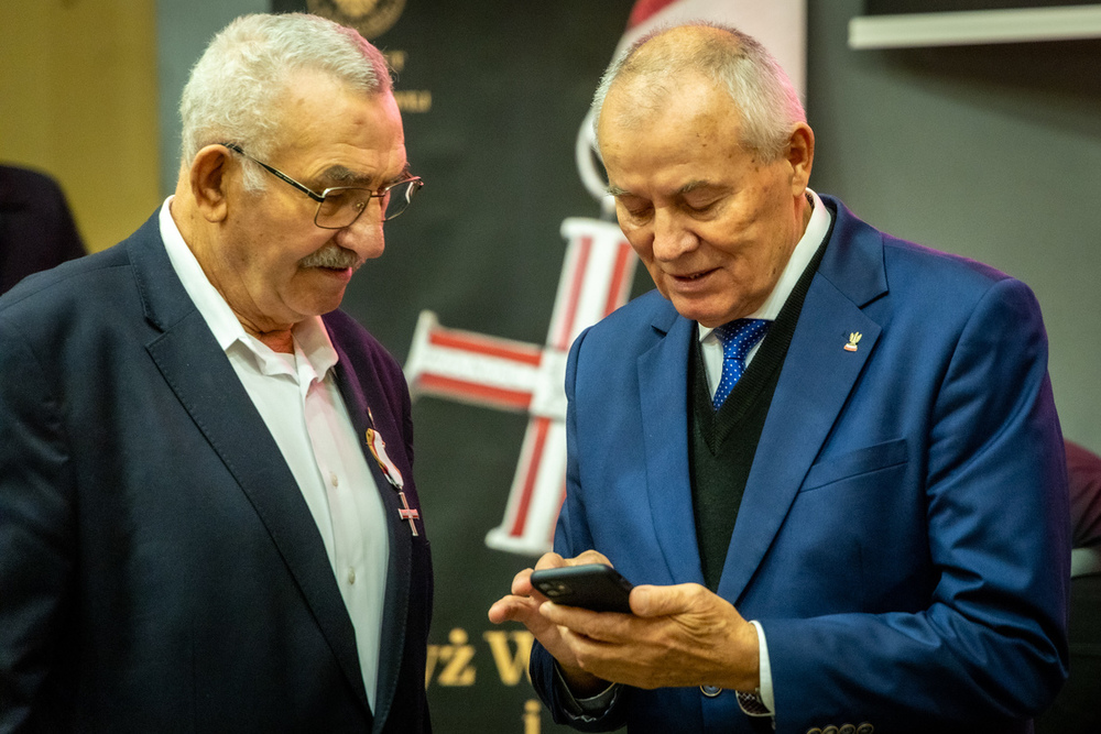 Uroczystość wręczenia Krzyży Wolności i Solidarności oraz nagrody Praesentes Prioribus – Olsztyn, 28 listopada 2025. Fot. Łukasz Czechyra (IPN)