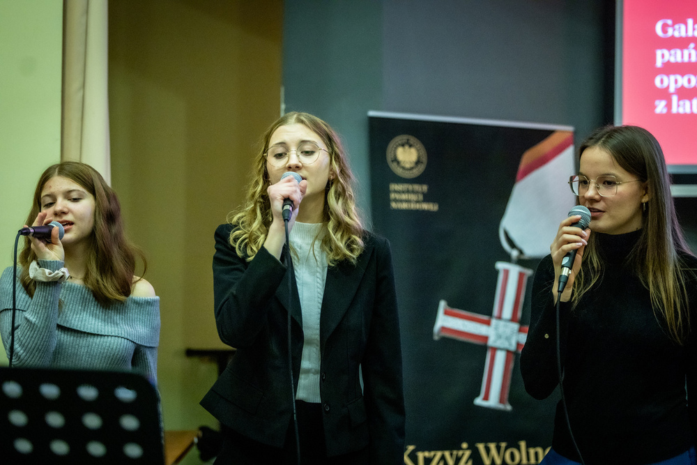 Uroczystość wręczenia Krzyży Wolności i Solidarności oraz nagrody Praesentes Prioribus – Olsztyn, 28 listopada 2025. Fot. Łukasz Czechyra (IPN)