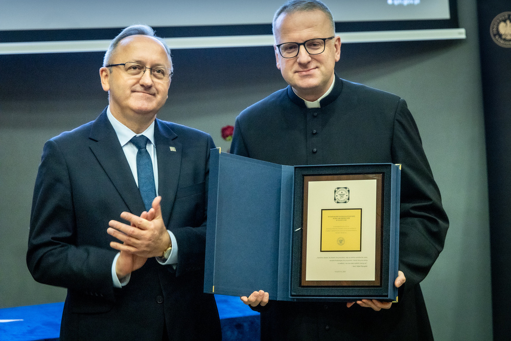 Uroczystość wręczenia Krzyży Wolności i Solidarności oraz nagrody Praesentes Prioribus – Olsztyn, 28 listopada 2025. Fot. Łukasz Czechyra (IPN)