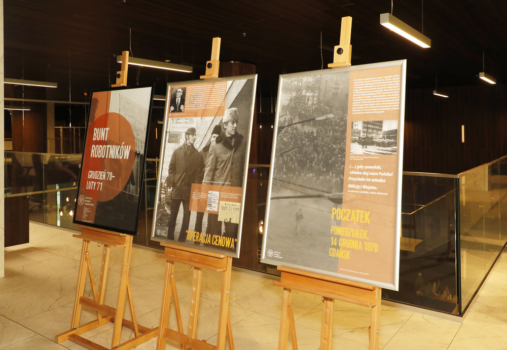 Wystawa „Bunt robotników. Grudzień ’70 – luty ’71” w Centralnym Przystanku Historia. Fot. Piotr Życieński (IPN)