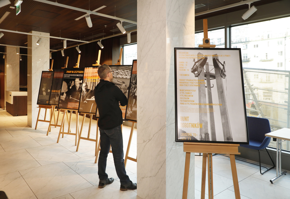 Wystawa „Bunt robotników. Grudzień ’70 – luty ’71” w Centralnym Przystanku Historia. Fot. Piotr Życieński (IPN)