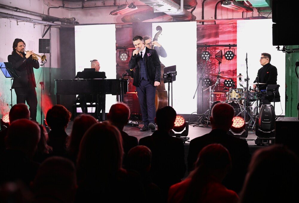 „Azalia” – koncert upamiętniający ofiary systemu komunistycznego w 44. rocznicę wprowadzenia stanu wojennego – Warszawa, 13 grudnia 2025. Fot. Michalina Żelazny (MŻWiWP PRL)