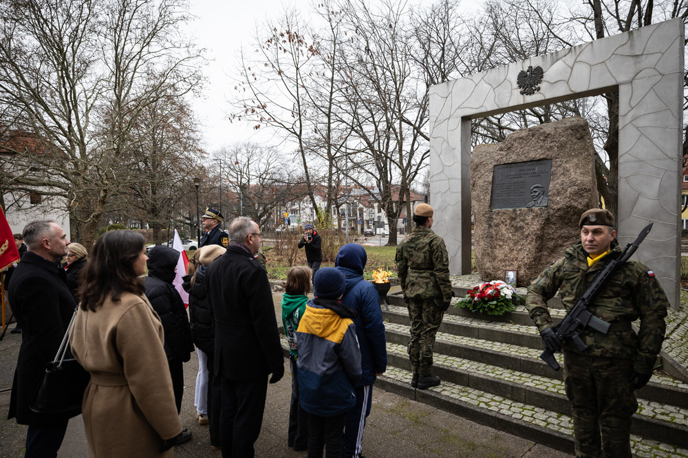 Uczciliśmy 31. rocznicę śmierci gen. broni Stanisława Maczka – Gdańsk, 15 grudnia 2025. Fot. Roman Jocher