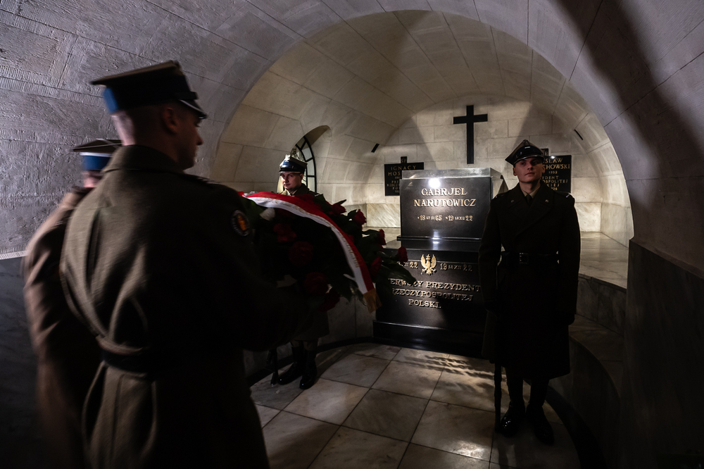 Uroczystość przy grobie Gabriela Narutowicza – Warszawa, 16 grudnia 2025. Fot. Sławek Kasper (IPN)