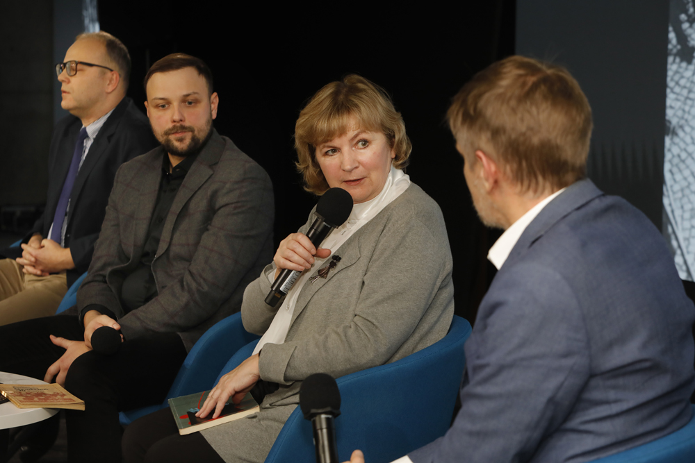 „Chłopcy z Grabówka, chłopcy z Chyloni…” – debata w 55. rocznicę wydarzeń Grudnia ’70 – Warszawa, 15 grudnia 2025. Fot. Piotr Życieński (IPN)