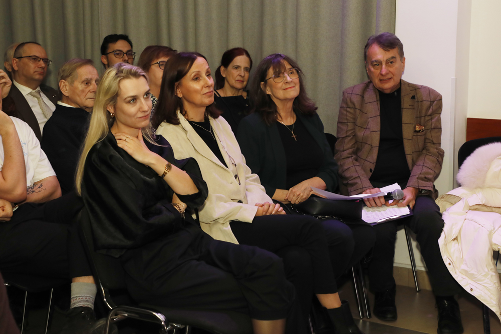 „Koncert pamięci Przemysława Gintrowskiego. Siedem grzechów głównych” – Warszawa, 18 grudnia 2025. Fot. Piotr Życieński (IPN)