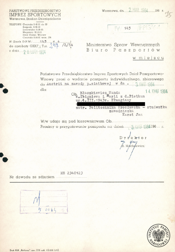 Wniosek o wydanie paszportu dla Wandy Rutkiewicz z 1964 roku (z zasobu IPN)