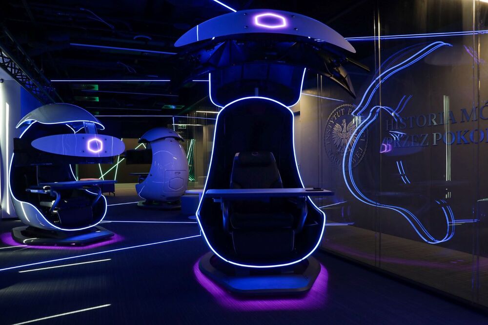 Strefa nowych technologii na Centralnym Przystanku Historia im. Prezydenta Lecha Kaczyńskiego, fot. Mikołaj Bujak, IPN