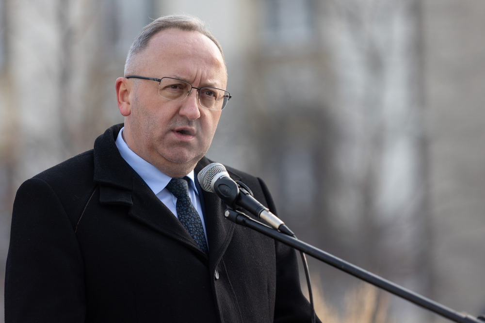 Otwarcie wystawy „Gdynia wczoraj i dziś”. Na zdj. zastępca prezesa IPN dr hab. Karol Polejowski – 10 lutego 2026. Fot. Roman Jocher