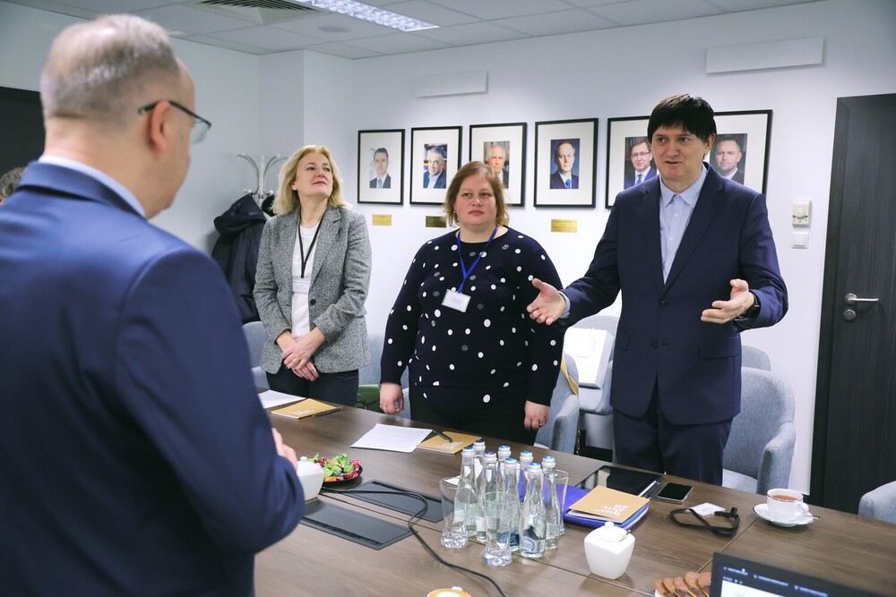 Przedstawiciele Centrum Badań Ludobójstwa i Ruchu Oporu Mieszkańców Litwy z wizytą w IPN. Na zdj. dyrektor Departamentu Pamięci Linas Jašinauskas – Warszawa, 11 lutego 2026. Fot. Dariusz Skrzyniarz (IPN)