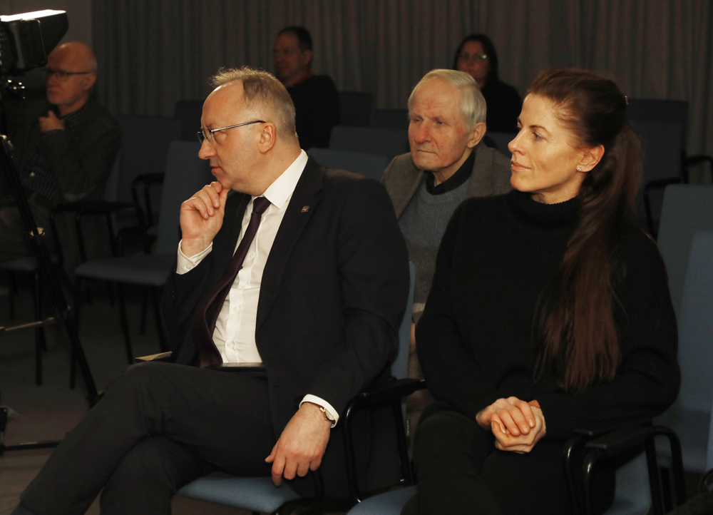 Promocja książki „»Żegnam wszystkich«. Henryk Urbanowicz »Zabawa«. Biografia harcerza i żołnierza brygad wileńskich Armii Krajowej kpt. Szczerbca i mjr. Łupaszki”. Na zdj. zastępca prezesa IPN dr hab. Karol Polejowski i dyrektor Wydawnictwa IPN dr Natalia Cichocka – Warszawa, 18 lutego 2026. Fot. Piotr Życieński (IPN)