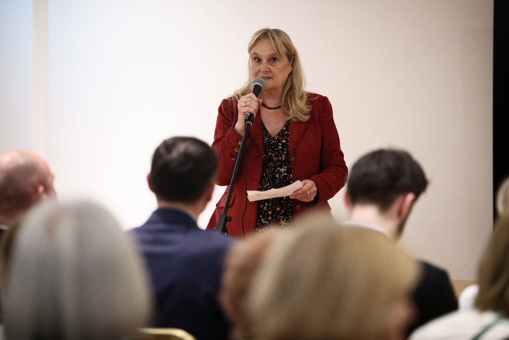 Przedstawiciele IPN z wizytą w Londynie – 22 lutego 2026. Przemawia Dobrosława Platt, dyrektor Biblioteki Polskiej POSK. Fot. Sławek Kasper (IPN)