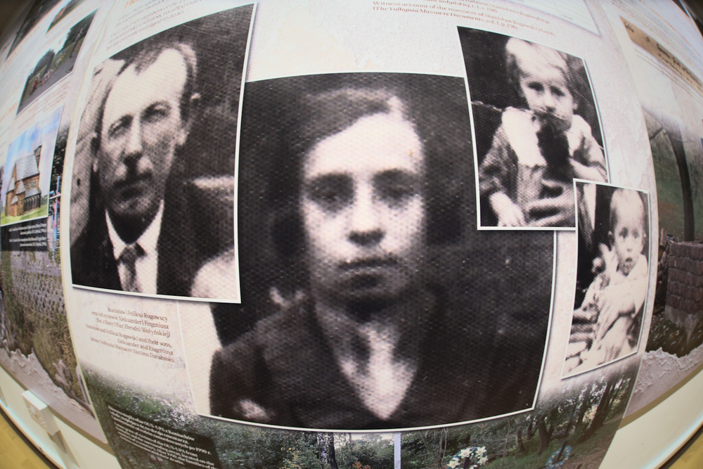 Przedstawiciele IPN z wizytą w Londynie – 22 lutego 2026. Wystawa IPN pt. „Wołyń 1943. Ofiary, relacje, miejsca pamięci”. Fot. Sławek Kasper (IPN)